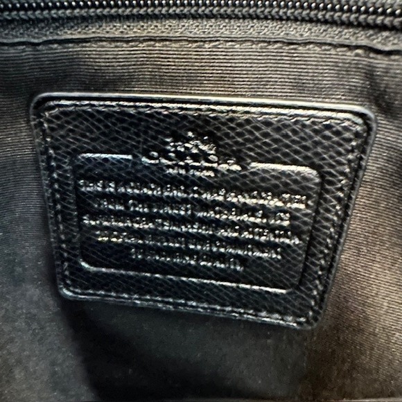 Authentic‎ Coach Ava Tote Large Black & Cream with Python Embossed Details - Picture 13 of 16